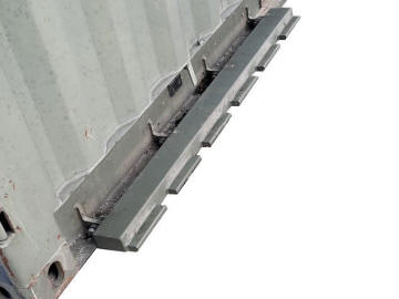 container C130 rail